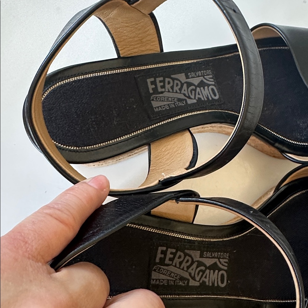 Salvatore Ferragamo Black Leather Cork Wedge Platform Sz 6 Sandals Made in Italy - Picture 13 of 16